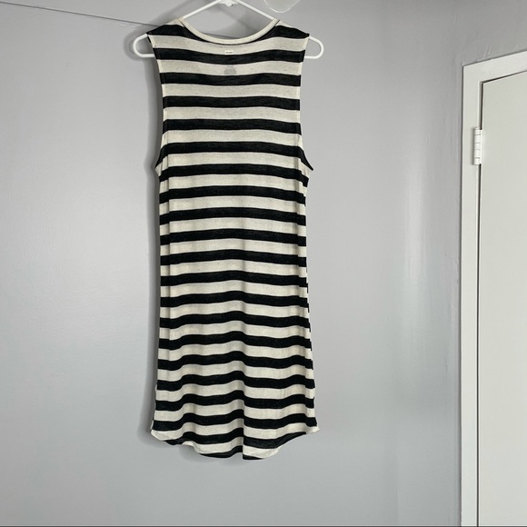 VOLCOM STRIPED TANK DRESS SIZE MEDIUM - Picture 4 of 7